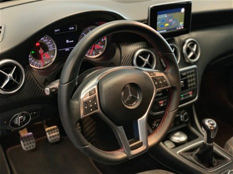 Mercedes-Benz A-klasse - 180 Prestige AMG-Pakket|Stoelverwarming|Navi|Airco - 1