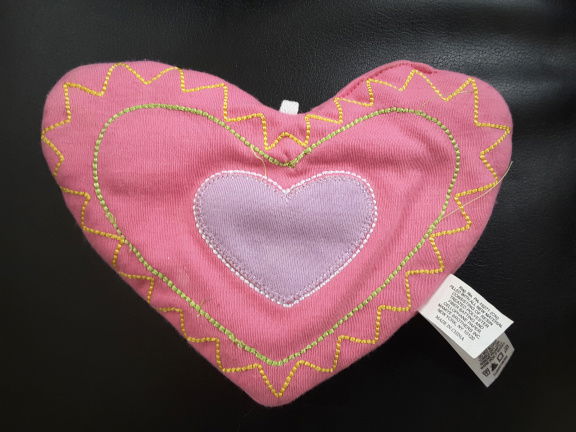 *1559 knuffeldoekje Hartje knisper roze Mamye Brothers Inc - nr. 1