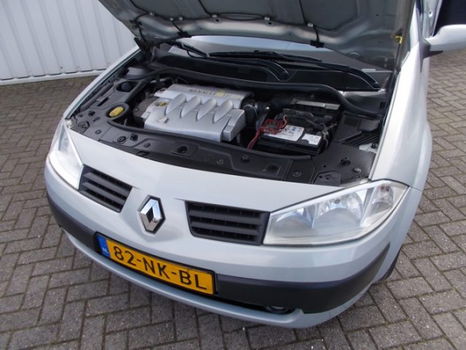 Renault Mégane - 1.6-16V Expression Comfort Automaat - 1