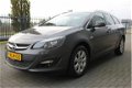 Opel Astra Sports Tourer - 1.6 CDTi Business + / 110 PK / dealer onderhouden / Navigatie / Plus-Pakk - 1 - Thumbnail