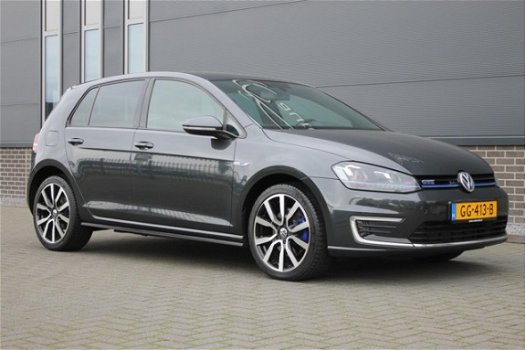 Volkswagen Golf Plus - 1.4 TSI GTE / 204 PK / EXECUTIVE / VW dealer onderhouden / Sport-uitvoering - 1