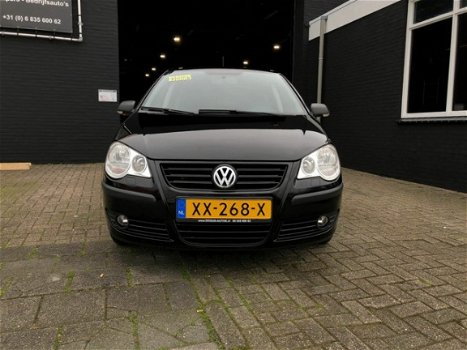 Volkswagen Polo - 1.2 Trendline Airco 4x elk.ramen 5drs zeer nette bj2007 - 1