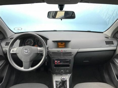 Opel Astra - 1.6 Essentia Cruise Control/NAP/Airco - 1