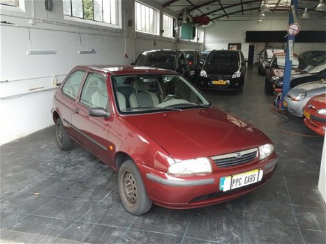 Mazda 121 - 1.3i GLX Mooiste van Nederland - 1