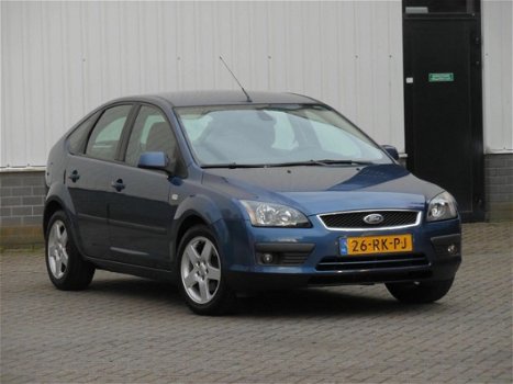 Ford Focus - 1.6-16V First Edition 2e eigenaar/5DRS/Nieuwe APK/NAP/AiRCO/RiJD SUPER - 1