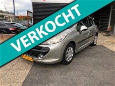 Peugeot 207 - 1.4-16V XR