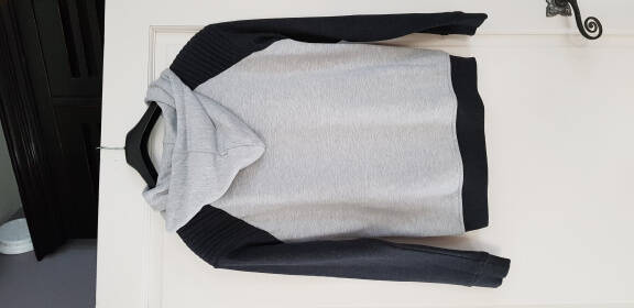 Hound grijze sweater met capuchon en steekzakken hoodie 170/176 nieuw - Afbeelding 3
