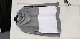 H&M grijs wit vest met capuchon maat 170/14 jaar - 3 - Thumbnail