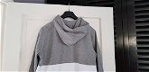 H&M grijs wit vest met capuchon maat 170/14 jaar - 4 - Thumbnail