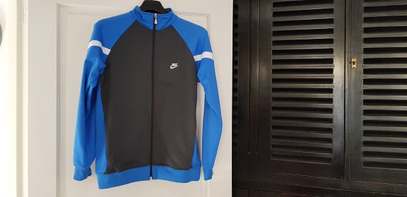 Nike trainingsjack licht blauw met grijs maat 158/170 - 1