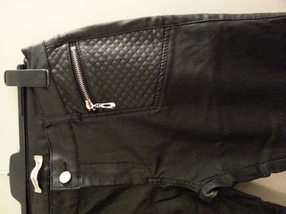 Aparte broek mt 42/XL - Afbeelding 2