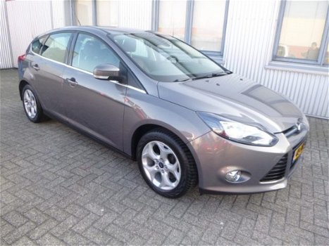 Ford Focus - HB 1.6 TI-VCT 125pk Titanium + Leer - 1