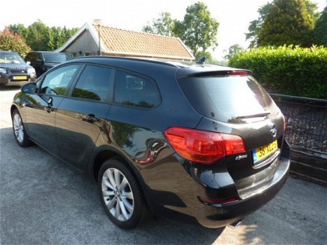 Opel Astra Sports Tourer - 1.4 Turbo Sport - 1