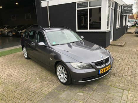 BMW 3-serie Touring - 318d High Executive Navi Airco 4xelk.ramen cruise control bj2007 Zeer nette - 1