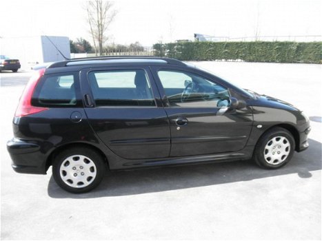 Peugeot 206 SW - 1.4 Air-line 2 Airco, 5 persoons - 1