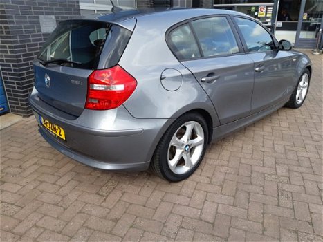 BMW 1-serie - 118i Business Line 17