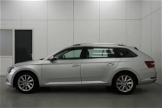 Skoda Superb Combi - 1.6 TDI Style Business / Panorama / Achteruitrijcamera / Stoelverwarming