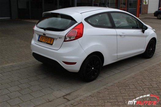 Ford Fiesta - 1.25 Champions Edition - 1