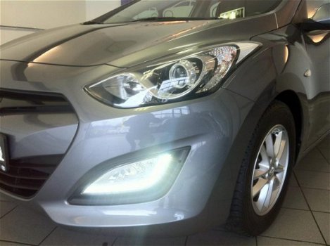 Hyundai i30 - 1.4 CVVT MOTION 5DRS AIRCO *NIEUWSTAAT - 1