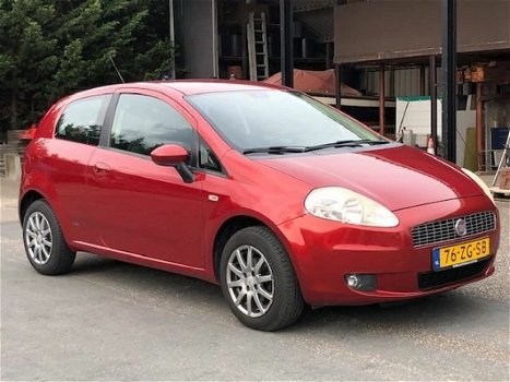 Fiat Grande Punto - 1.4 Dynamic 2e EIG/ NAP/ NIEUW APK/ AIRCO/ DEALER ONDERHOUD/ NETTE AUTO/ LMV/ EL - 1