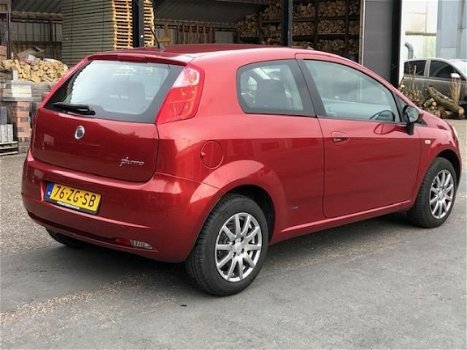 Fiat Grande Punto - 1.4 Dynamic 2e EIG/ NAP/ NIEUW APK/ AIRCO/ DEALER ONDERHOUD/ NETTE AUTO/ LMV/ EL - 1