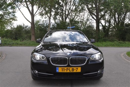 BMW 5-serie - 523i Executive LEDER/XENON NIEUWSTAAT - 1