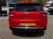 Renault Clio Estate - 0.9 TCe Limited Red Line - 1 - Thumbnail