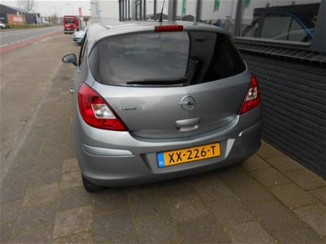 Opel Corsa - 14i-16v 87 pk edition -111 - 1