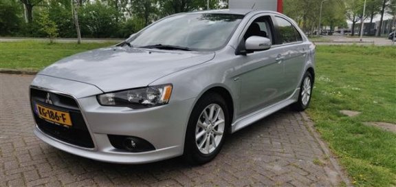 Mitsubishi Lancer Sportback - 1.6 Limited Edition Rijklaar - 1