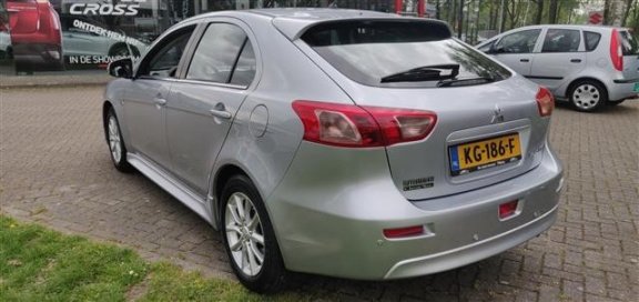 Mitsubishi Lancer Sportback - 1.6 Limited Edition Rijklaar - 1