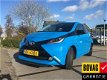 Toyota Aygo - 1.0 VVT-i x-play Airco | Cruise control | achteruitrijcamera | Navigatie | 5DRS - 1 - Thumbnail