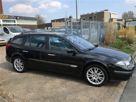 Renault Laguna Grand Tour - 2.0-16V Privilège - 1