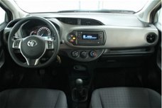 Toyota Yaris - 1.0 VVT-i Comfort 5drs airco