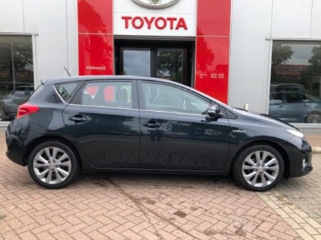 Toyota Auris - 1.8 Hybrid Aspiration CVT 136pk - 1