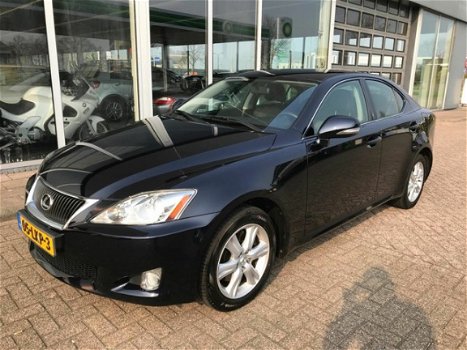 Lexus IS - 220d Luxury Line 177pk leder navi - 1