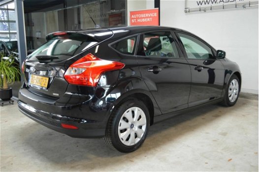 Ford Focus - 1.0 EcoBoost Trend 100 PK 5-Deurs - 1