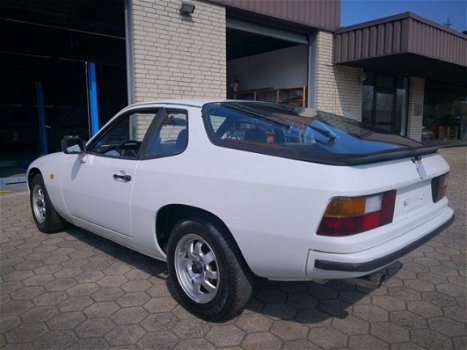 Porsche 924 - 2.0 Coupé WINTERPREIS, TÜV und H-Zulassung INKLUSIVE Viele neue Teile wie neue Bremsen - 1