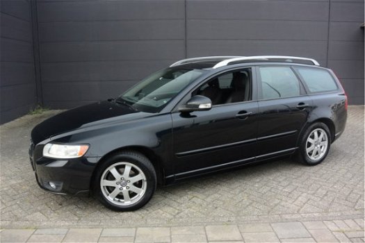 Volvo V50 - 1.6 D2 S/S Summum LEDER SUNROOF - 1