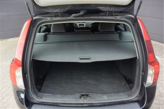 Volvo V50 - 1.6 D2 S/S Summum LEDER SUNROOF - 1