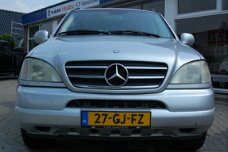 Mercedes-Benz M-klasse - ML320 - Automaat - Youngtimer