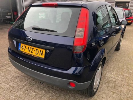 Ford Fiesta - 1.3 Style STUURBEKRACHTIGING - 1