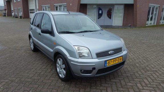 Ford Fusion - 1.6-16V Fusion+ - 1