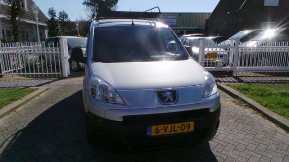 Peugeot Partner - 122 1.6 HDI L1 XT Profit + airco, navigatie, schuifdeur, enz - 1