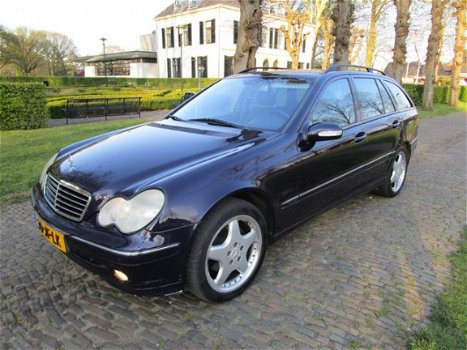 Mercedes-Benz C-klasse Combi - 200 CDI Avantgarde ECC CRUISECONTROL LICHTMETALEN VELGEN TREKHAAK - 1