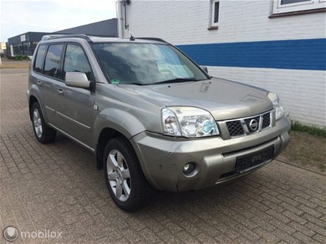 Nissan X-Trail - 2.2 dCi Comfort 4 WD AIRCO DUITSE PAPIEREN - 1