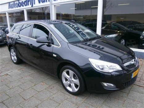 Opel Astra Sports Tourer - 1.4 Turbo Edition - 1