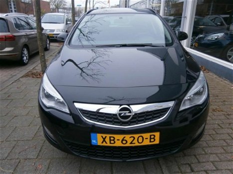 Opel Astra Sports Tourer - 1.4 Turbo Edition - 1