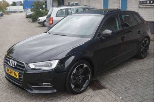 Audi A3 Sportback - 1.8 TFSI Ambition ProLine S, NL AUTO, PANO - 1