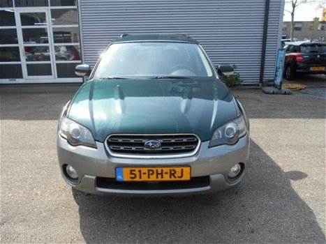 Subaru Outback - 2.5 AWD incl. winterbandenset dealeronderhouden - 1