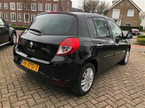 Renault Clio - 1.2 Authentique - 1